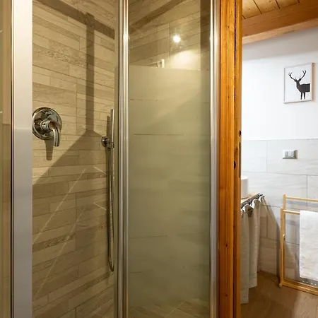 Cachettes Apartamento La Salle