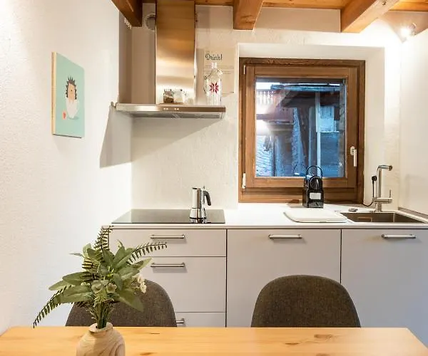 Cachettes Apartman *